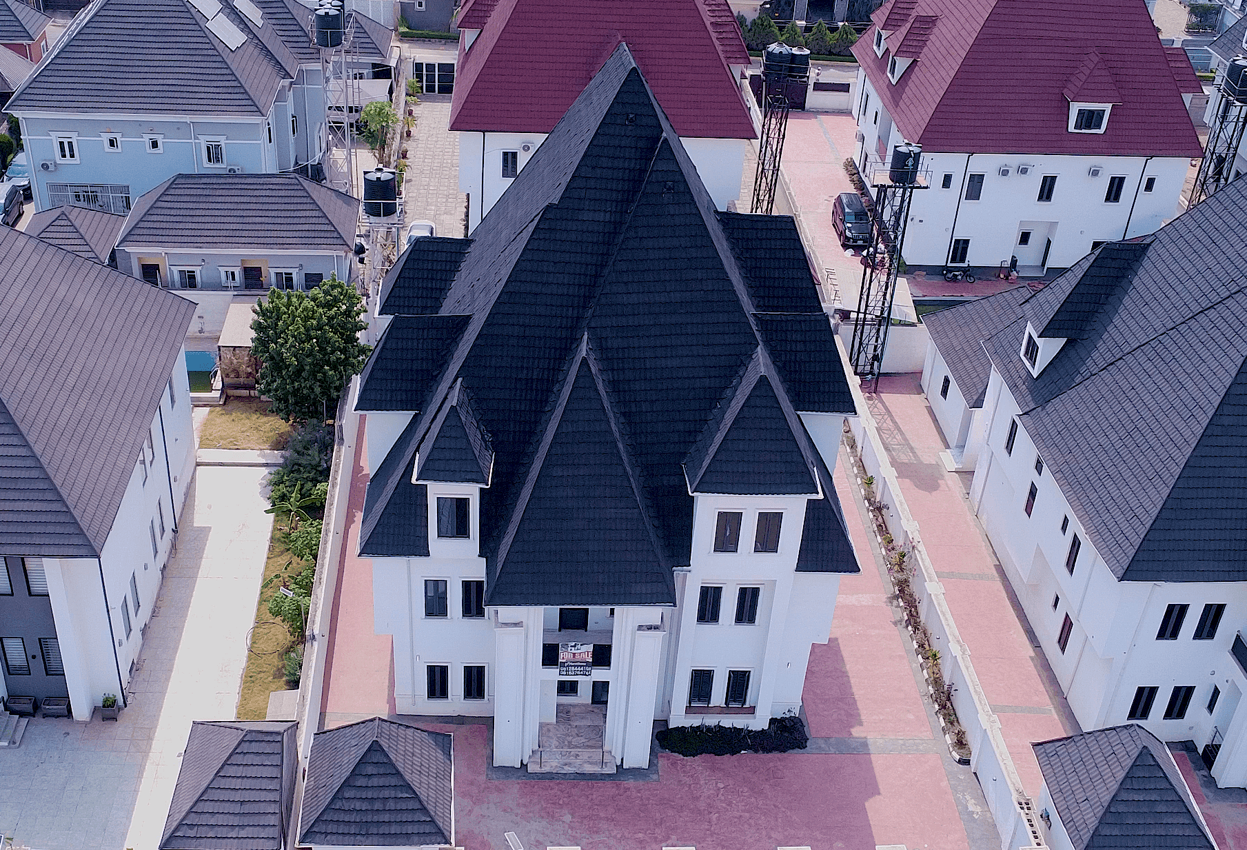 7 Bedroom Luxurious Duplex with a Penthouse